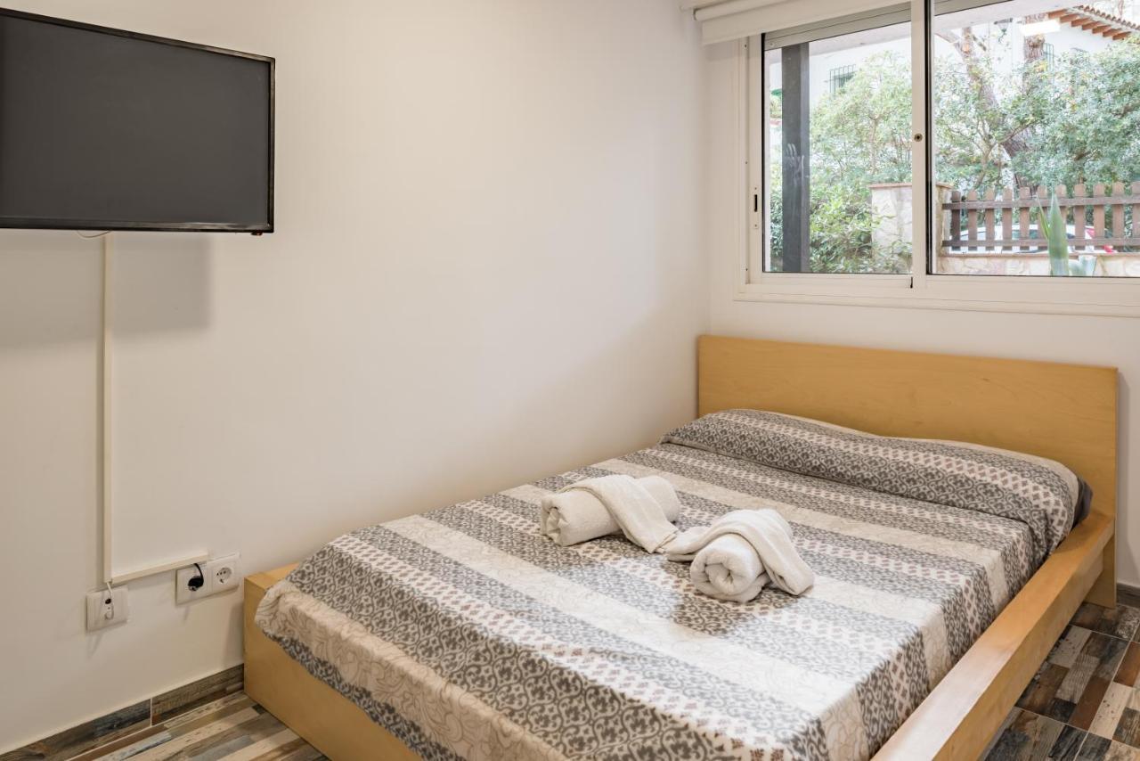 Apartamentos Piscis Platja d'Aro Exteriör bild
